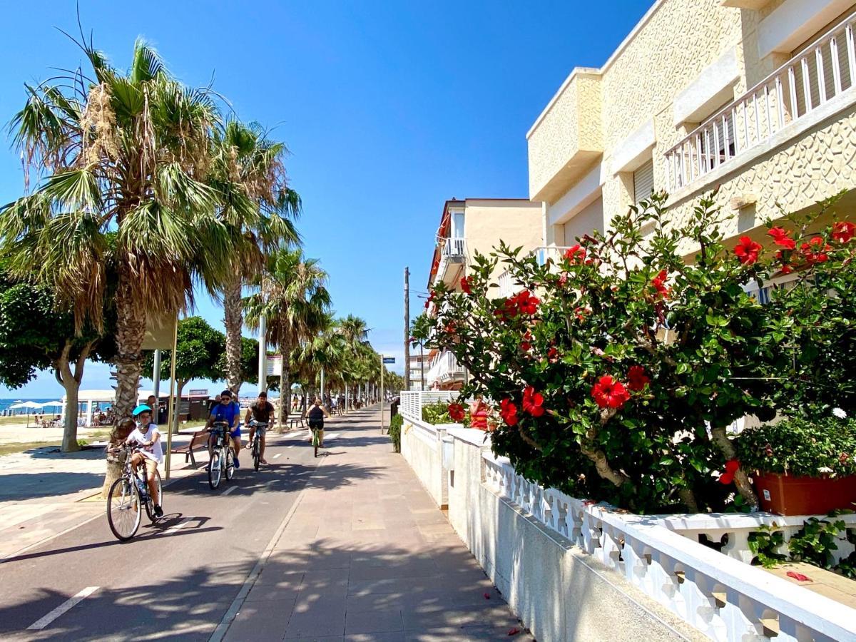 Casa Comoda Delante De La Playa Con Vista Al Mar Cambrils Luaran gambar