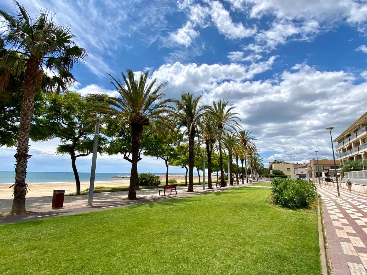Casa Comoda Delante De La Playa Con Vista Al Mar Cambrils Luaran gambar
